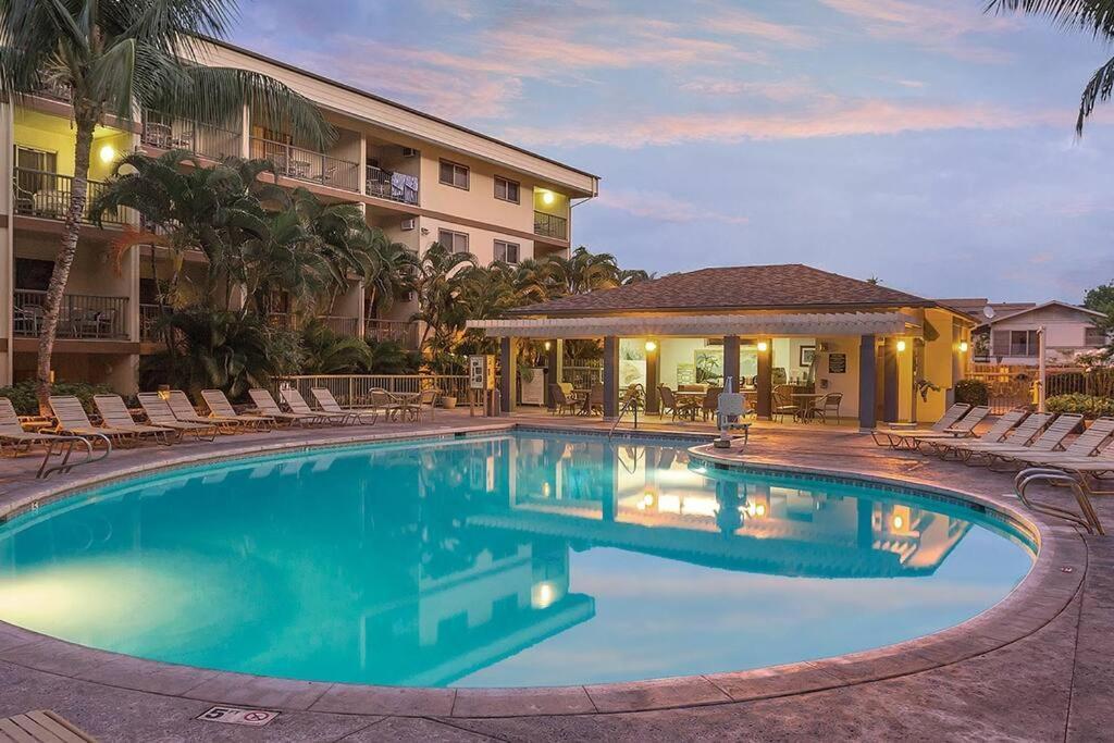 Beautiful 2 Bedroom Condo @ Kona! Kailua-Kona Exterior foto